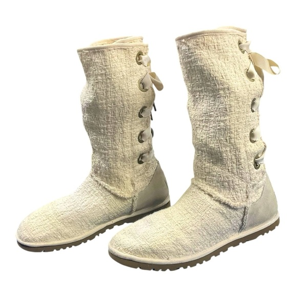 UGG Australia W HEIRLOOM Lace Up Boots 1000693 US Size 7 Knit F8911L Sheepskin - Picture 1 of 6